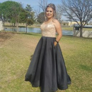 Meet your Posher, Abigail